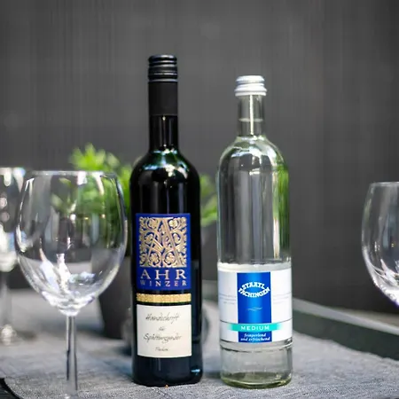 Apartamento Mola Apartments-ferienwohnung Fuer 5 Personen-separater Eingang-gratis Parkplatz-terrasse-grill-highspeed Wlan-auch Fuer Langzeit Geeignet Wetter (Ruhr)