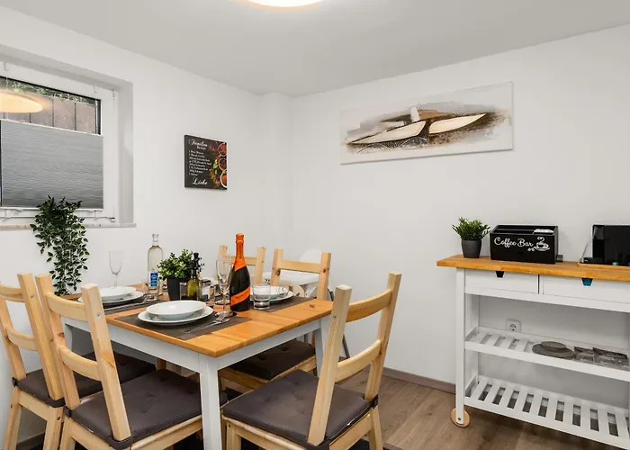 Mola Apartments-ferienwohnung Fuer 5 Personen-separater Eingang-gratis Parkplatz-terrasse-grill-highspeed Wlan-auch Fuer Langzeit Geeignet Appartement