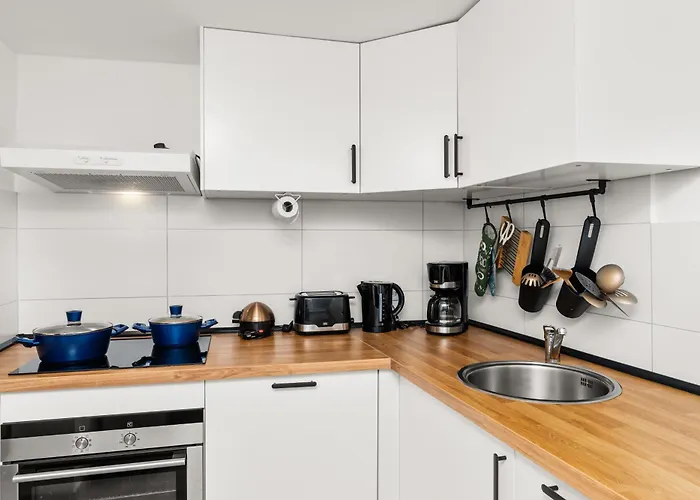 Mola Apartments-ferienwohnung Fuer 5 Personen-separater Eingang-gratis Parkplatz-terrasse-grill-highspeed Wlan-auch Fuer Langzeit Geeignet Apartamento