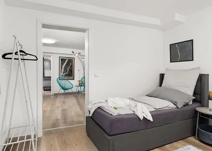 Mola Apartments-ferienwohnung Fuer 5 Personen-separater Eingang-gratis Parkplatz-terrasse-grill-highspeed Wlan-auch Fuer Langzeit Geeignet *